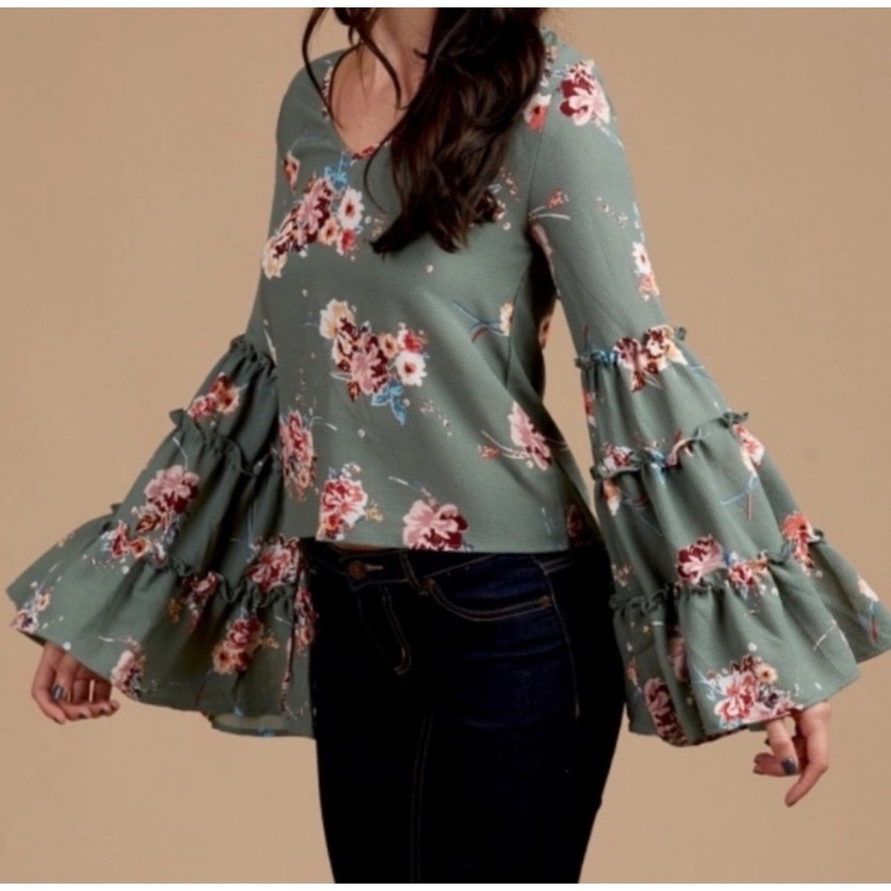 Altar'd State Boho Floral Bell Sleeve Blouse Small Sage Green Peasant Top